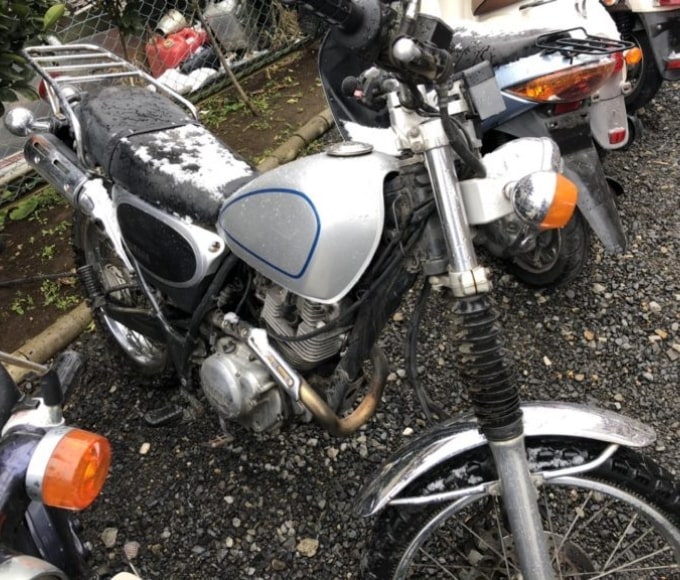 茨城県龍ケ崎市よりヤマハ ブロンコ250書類無しを不動車を無料引取致しました。